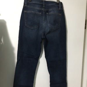 Silver Jeans Calley Slim Crop Size 26